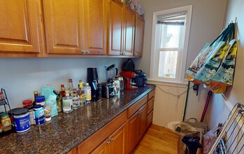 23 Tufts St, Unit 2 in Cambridge, MA - Building Photo - Building Photo