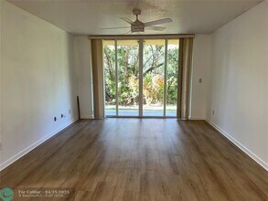 529 E Sheridan St in Dania Beach, FL - Building Photo - Building Photo