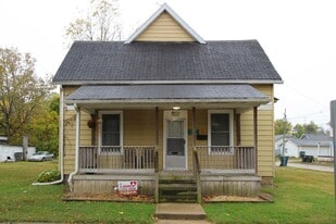 1719 1/2-1719 1/2 W Adams St in Muncie, IN - Building Photo