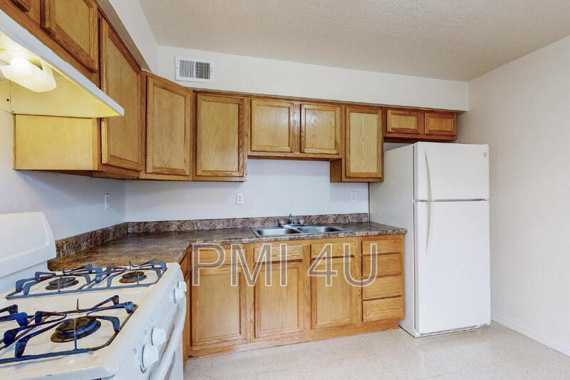 227 Tennessee St NE in Albuquerque, NM - Building Photo