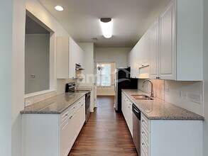 19818 Madison Village Dr in Cornelius, NC - Foto de edificio - Building Photo