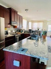 985 King Way in Breinigsville, PA - Building Photo - Building Photo