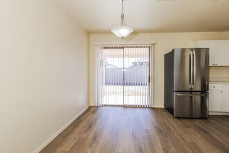 11841 W Wethersfield Rd in El Mirage, AZ - Building Photo - Building Photo