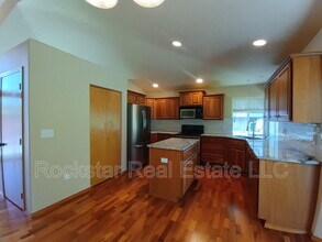 6720 S Moran View St in Spokane, WA - Building Photo - Building Photo