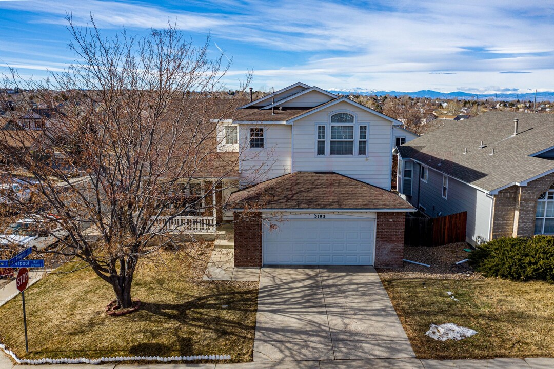 5193 S Liverpool Way in Centennial, CO - Building Photo