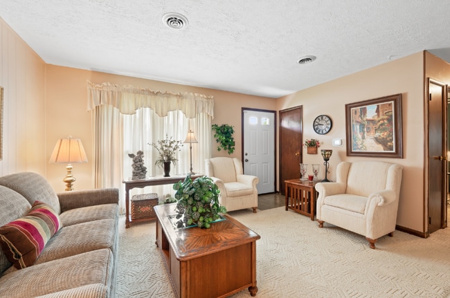 1586 Younce St in Franklin, IN - Building Photo - Building Photo