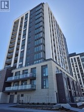 715 Davis Dr in Newmarket, ON - Building Photo - Building Photo
