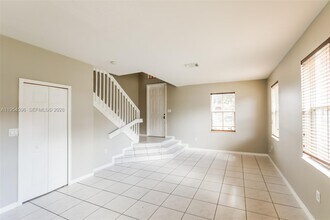 27598 SW 138th Ave in Homestead, FL - Foto de edificio - Building Photo