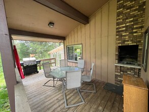 2207 Eagle Ln in Eau Claire, WI - Building Photo - Building Photo