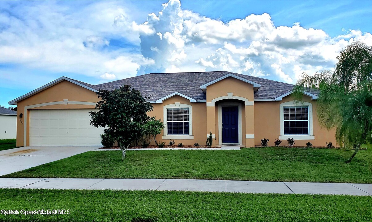 5321 Cinnamon Fern Blvd in Cocoa, FL - Building Photo