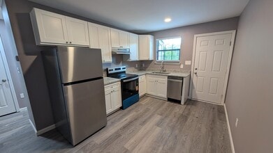 1558 Patrick Ave in Tallahassee, FL - Building Photo - Building Photo