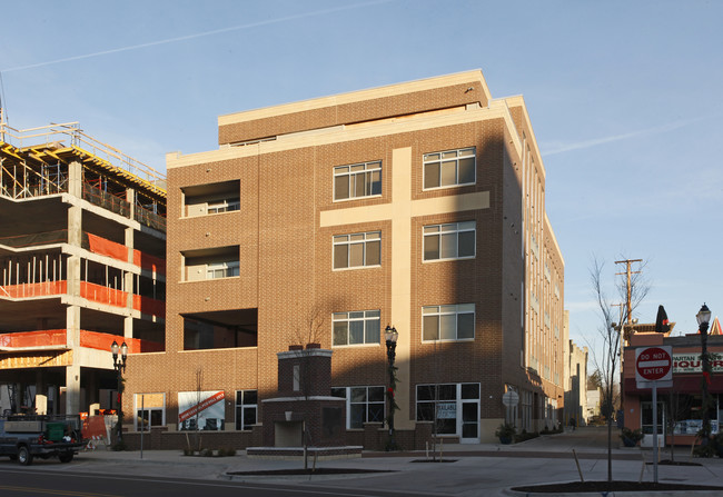 St. Anne Lofts in East Lansing, MI - Foto de edificio - Building Photo