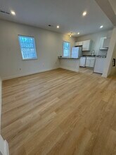 409 N 3 1/2 Ave in Hopewell, VA - Building Photo - Building Photo