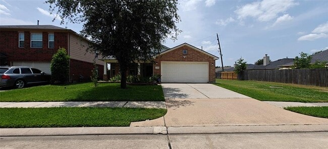 property at 11727 Forest Wind Ln