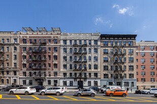 656 Saint Nicholas Ave in New York, NY - Building Photo