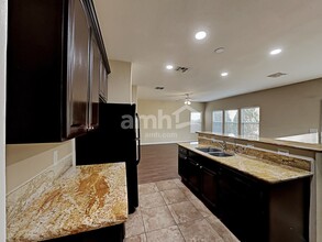 6387 S Sunrise Valley Dr in Tucson, AZ - Building Photo - Building Photo