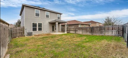 2036 Brandywine Dr in New Braunfels, TX - Building Photo - Building Photo