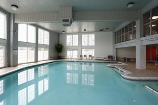 Sky Gate Apartments in Westland, MI - Building Photo