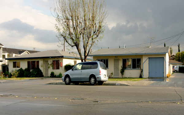 1162-1180 E Grand Ave in Pomona, CA - Building Photo