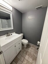 3721 Ronnald Dr, Unit A in Philadelphia, PA - Foto de edificio - Building Photo
