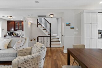 8 Gates St in Boston, MA - Building Photo - Building Photo