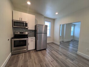 544 E 9th Ave in Homestead, PA - Building Photo - Building Photo