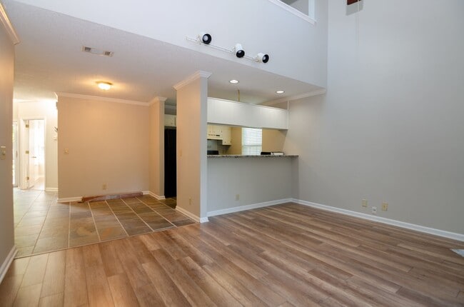 313 Yorkshire Cir in Nashville, TN - Building Photo - Building Photo