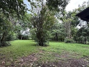 1837 W Houston St in Paris, TX - Building Photo - Building Photo