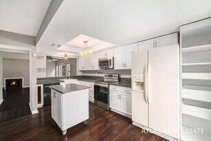 1273 S Crystal Way in Aurora, CO - Building Photo