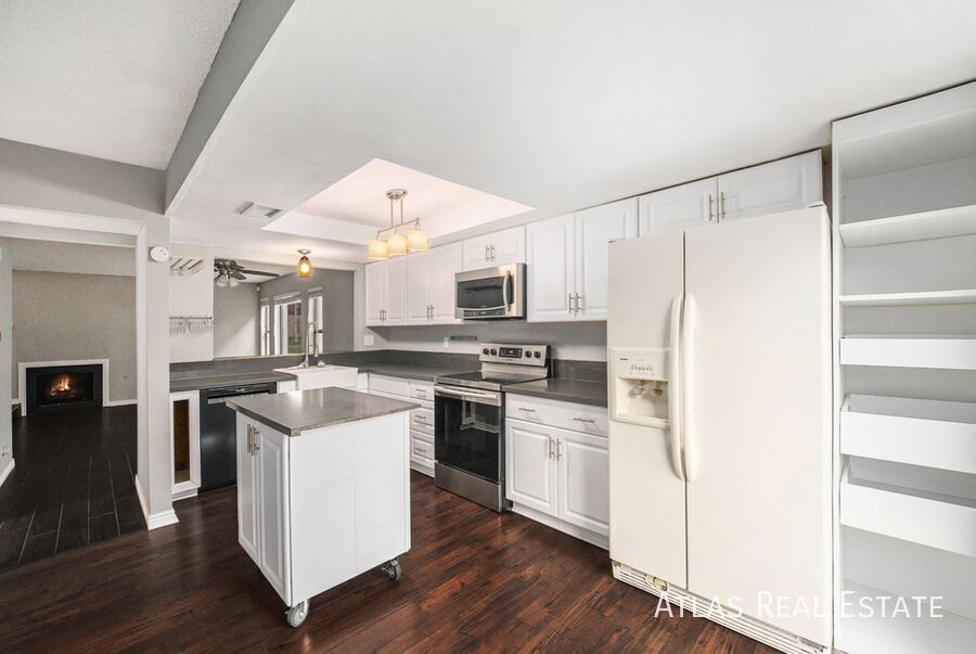 1273 S Crystal Way in Aurora, CO - Foto de edificio