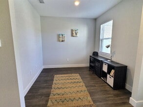 5850 Abdella Ln in North Port, FL - Building Photo - Building Photo