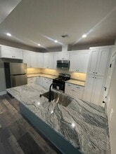 1580 Sunnyslope Rd in Hollister, CA - Building Photo - Building Photo