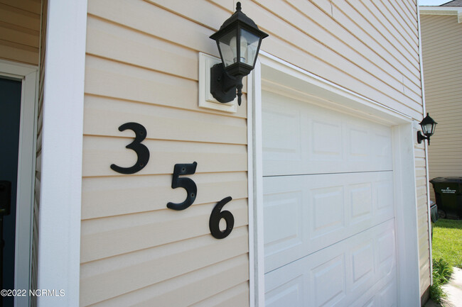 property at 356 Frisco Wy