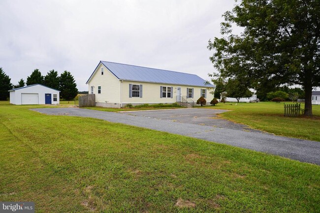 12179 Country Dr in Seaford, DE - Building Photo - Building Photo