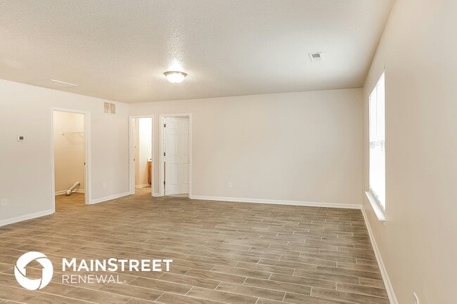 4656 Chapel Ridge Dr in Greensboro, NC - Building Photo - Building Photo