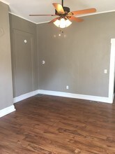 1932 Wallace Ave, Unit 2 in Columbus, IN - Building Photo - Building Photo