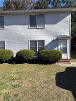 1945 Coral Way in Sumter, SC - Building Photo