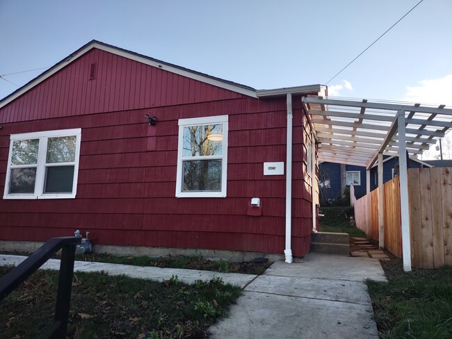 property at 5025 S Fletcher St