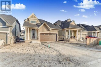 519 Hudson Cres in Midland, ON - Building Photo - Building Photo