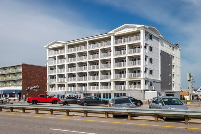 315 Ocean Blvd in Hampton, NH - Building Photo - Building Photo