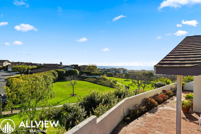 property at 25 Sky Sail Dr