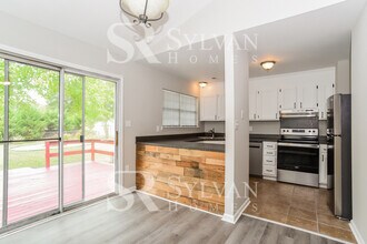 1531 Crestdale Rd in Rock Hill, SC - Building Photo - Building Photo