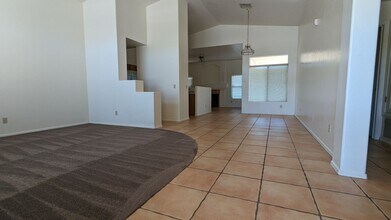 157 N Southern Swale Ave in Tucson, AZ - Building Photo - Building Photo