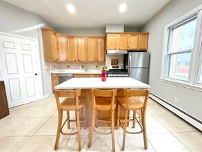 61 Hancock Ave in Jersey City, NJ - Building Photo - Building Photo