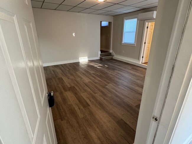 108 W Front St, Unit Apt D