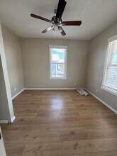 1910 E Columbus Dr in Tampa, FL - Building Photo - Building Photo