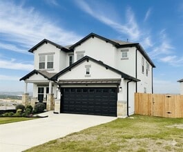 8504 Pine Muhly Dr in Lago Vista, TX - Building Photo - Building Photo