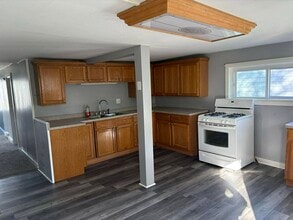 10 Frazee St, Unit 1 in Auburn, NY - Building Photo - Building Photo