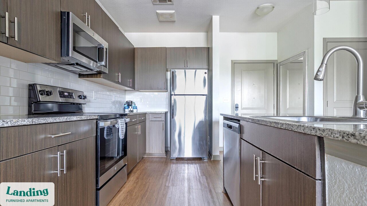 10051 Perimeter Station Dr in Charlotte, NC - Building Photo