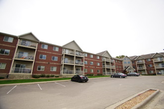 Courtwood Village I in Prior Lake, MN - Building Photo - Building Photo